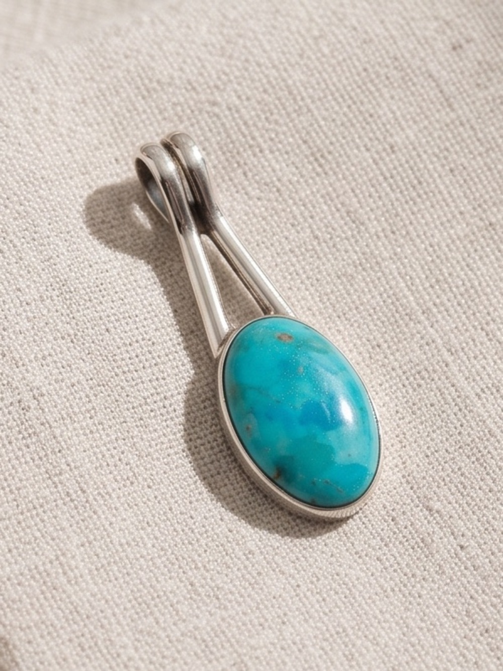 Turquoise Oval Pendant Necklace - Silver Tone